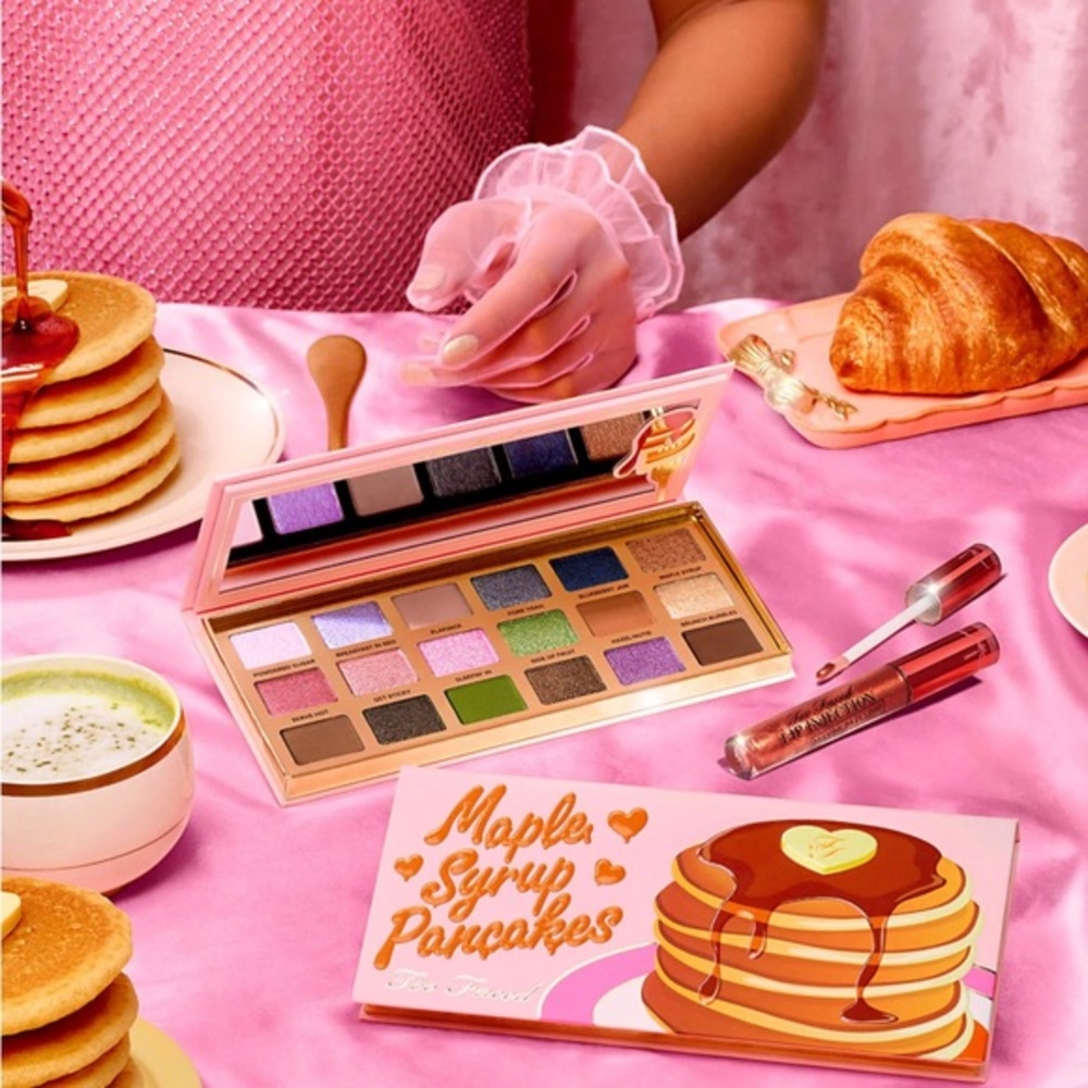 Too Faced Limited Edition Maple Syrup Pancakes 18 shade Eyeshadow Palette